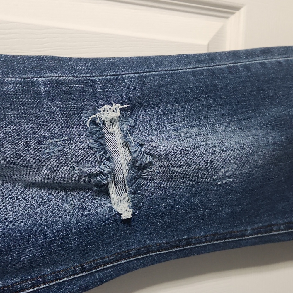 Nwot. Risen Medium Distrssed Ankle Bootcut Cuffed… - image 6